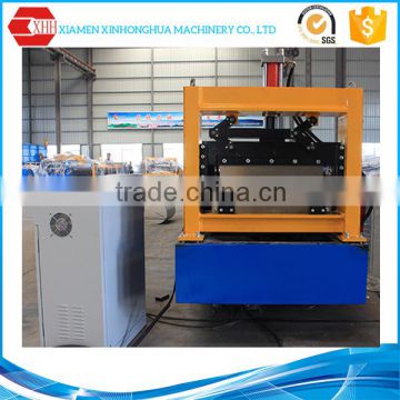 Seamlock roofing panel roll forming machine