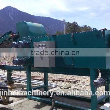 automatic bale opener with pneumatic conveying system