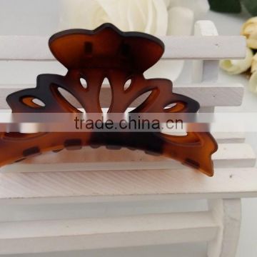 Chinese professional hair accessories supplier plastic clear brown flower hair claw clip