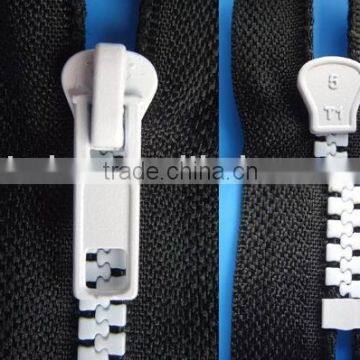 Plastic handbags zippers fashion designer bags zipper 010