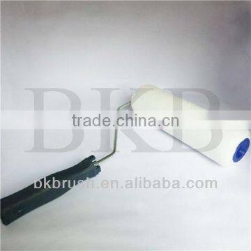 9 inch white high density polyester solvent resistant seamless paint roller with plastic handle