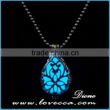 Vintage Antique Bronze Shell Copper Luminous Crystal Necklace photo-6