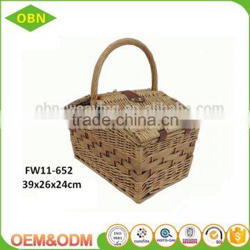 China Wholesale 2 Person Vintage Hanging Wicker Picnic Basket Set With Cutlery photo-2