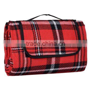 100 % Polyester Fleece Sand Proof Blanket With Small Cover Waterproof Beach Blanket