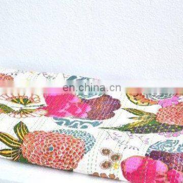Hippy White Dyed Indian Kantha Quilt Queen Kantha Quilt Bedspread Kantha Blanket Coverlet Throw Wholesale Supplier Textile Art photo-2