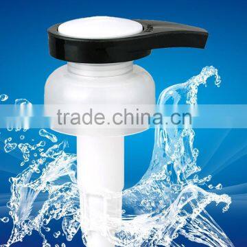 Plastic lotion pump