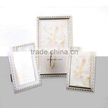 JC PS Beautiful flower Plastic Photo Frame