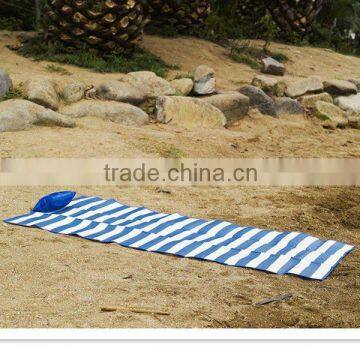 pp woven stripe beach mat with pillow