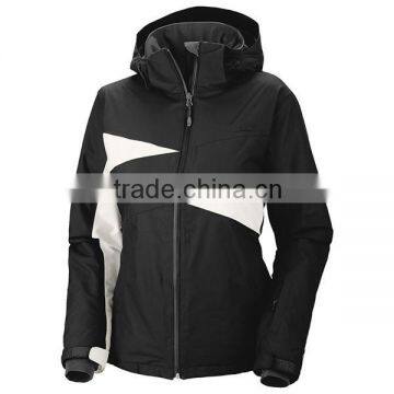 black waterproof and windproof women outdoor winter garment