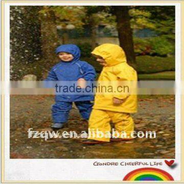 Best outdoor clothing kids rain suit