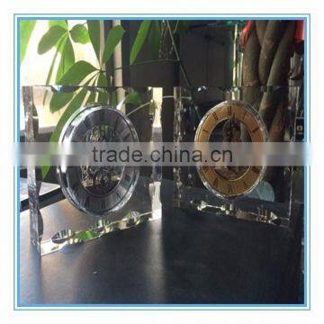 Custom wholesale crystal clock for souvenir gifts