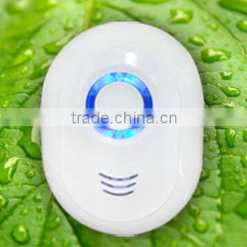 Pluggable UV-C Air Purifier TrueAir Plug-Mount Odor Eliminator