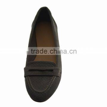 Tumbled PU Ladies Office Shoes Flat Grey Color photo-2