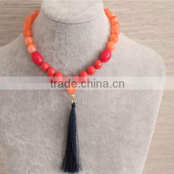 China Factory Stock Cheap Jewellery Women Necklace Arylic Bead Necklace