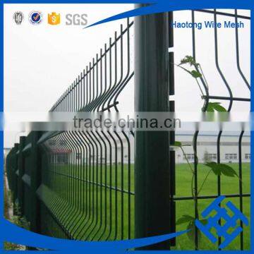 2016 hot sale diamond fencing mesh &sheep welded wire mesh fence