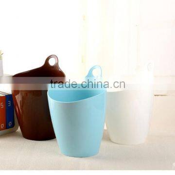 Plastic Dust Bin Trash Can Simple European Style Waste Bins PP Dust Bin Shake Covered Trash Can Cute Round Trash Can With Lid photo-4