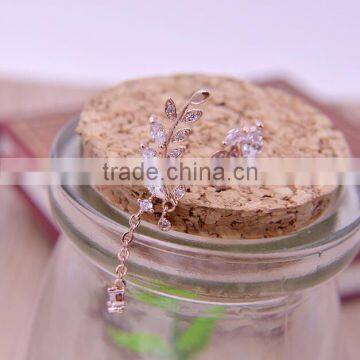 Zm33437a New Model Jewelry Wholesale Fashion Design Women Alloy Earrings