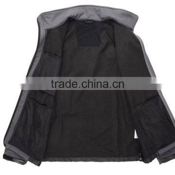 Reverse Zip Waterproof Wholesale Softshell Jacket With Chest and Side Pocket photo-3