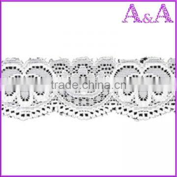 China Diamond Lace for Wedding Design Embroidery Bridal Sewing Lace Trim for Women Dress photo-3