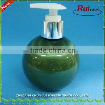 Empty plastic ball shape PET bottle 150ml / shiny green empty bottle with lotion pump