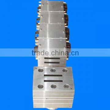 Extrusion plastic mould for WPC floor mould/mold/die/tool manufacturer in China Hubei