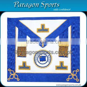 Craft Provincial District Undresses Apron