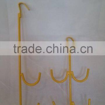 Plastic lead hanging hook for cable