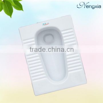 129 Ceramic Squatting Pans Squatting Closet Economic WC Toilet