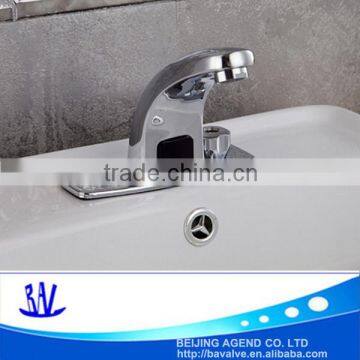 New degisn high quality flow sensor bathroom automatic water faucets