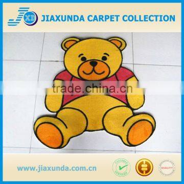 Kids rug with winnie bear pattern