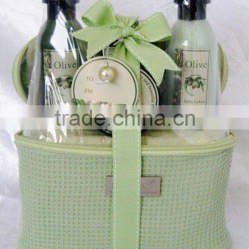 Bath gift set(body lotion,shower gel, body scrub)