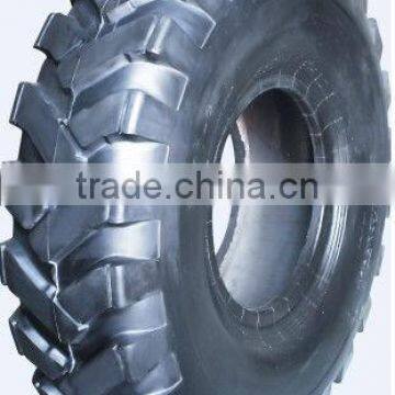 FULL SIZE GOOD BRAND OFF-THE-ROAD TYRE