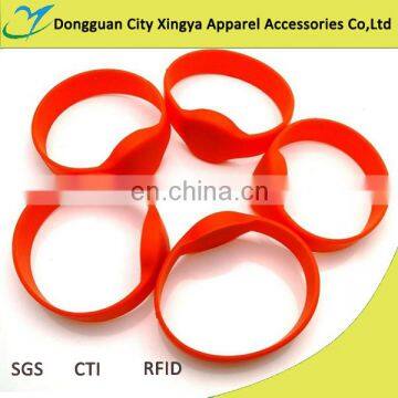 adjustable silicone RFID wristband with factory price