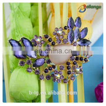 Good rhinestone new design wholesale handmade fashion silk fabric flower brooch