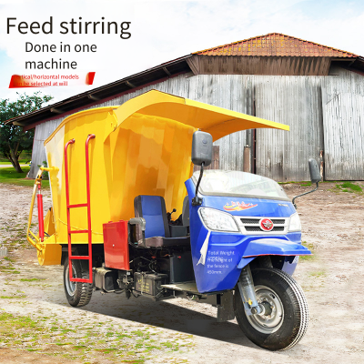 Cattle Feeding Machine for Farms, Self-propelled Diesel Straw Spreader, Hydraulically Driven Straw Spreader for Pastures photo-4