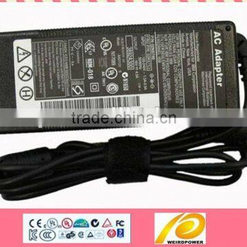 18.5V2.7A universal laptop adapter