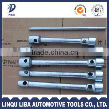 Promotional Metric Hardware Tool Double Head Heavy Duty Torque Wheel Wrench With Wrecking Bar