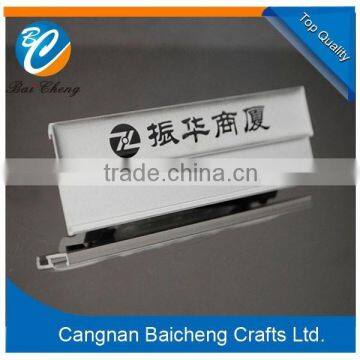 pretty design logo stamped window name badges and luggage tags for your brand and company of free design draft