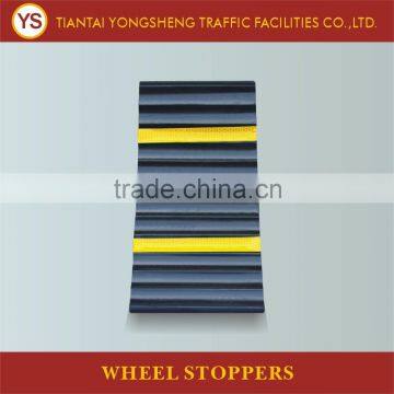 Heavy Duty Rubber Truck Wheel Chocks