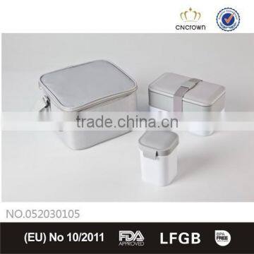 Plastic cup with bento box and cooler bag for office