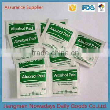 China manufactured disposable medical 70% alcohol prep pad