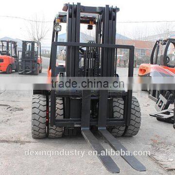 China Autoelevador 5000 Kg / Elevacion 3,0 /3,5 /4,5 Mts Nuevo doble / triple etepa Torre Containero Desplazador