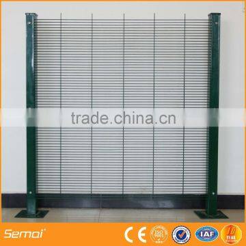 China 358 anti climb high security fence manufacturer