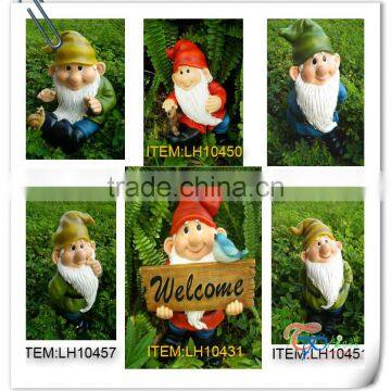 Popular cute resin small garden decoration gnome figurines wholesale