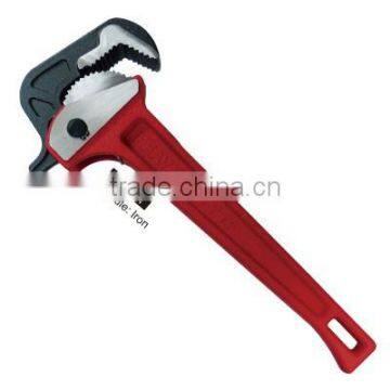 Adjusting Hawk Pipe Wrench photo-2