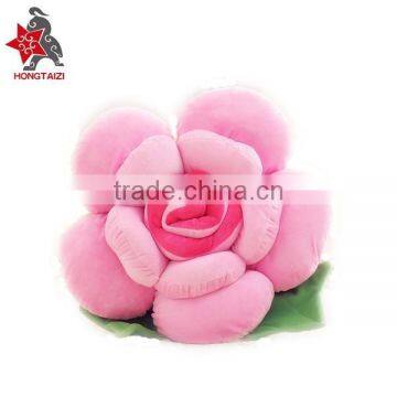 2015 new design plush flower shaped pillow