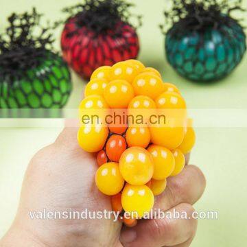 Hot Selling 2017 Wholesale Popular Stress Relase Squeeze Mesh Grape Ball Toys photo-2