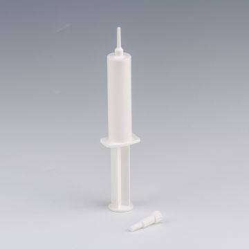 syringe manufacturers supply disposable veterinary syringe with a plastic needle