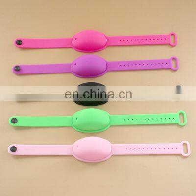 New Arrival Adjustable Size Silicone Sanitizer Hand Band With Watch photo-2