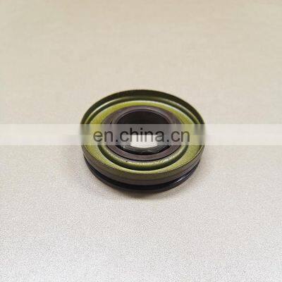 5T070-23210 Kubota Combine Rice Harvester Oil Seal For Track Roller Use photo-2
